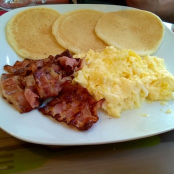 Den Noc - Bistros Near Me - Prague, Puerto Rico Den Noc - Bistros Near Me - Prague, Puerto Rico