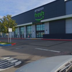 Amazon Fresh - The entrance
