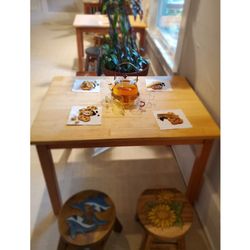 Orange Tea School - Tea time! 
How Orange Tea School got its name. Our students upon request craft their own herbal tea infusions!