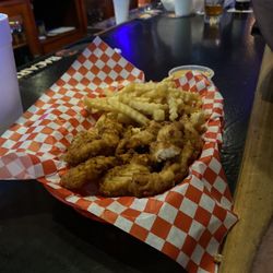 Track Shack - Chicken tenders