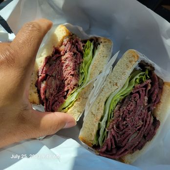 Nate'n Al's - Sooooo Good!  The NATE & AL y'all!  Perfect Breakfast Lunch Combo!  A real HANDFUL - Delis Near Me - Beverly Hills, California