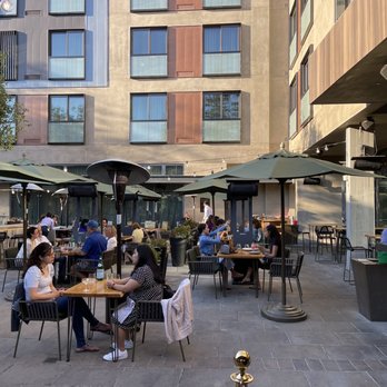 Oak + Violet - Outdoor dining - New American Near Me - Menlo Park, California Oak + Violet - Outdoor dining - New American Near Me - Menlo Park, California