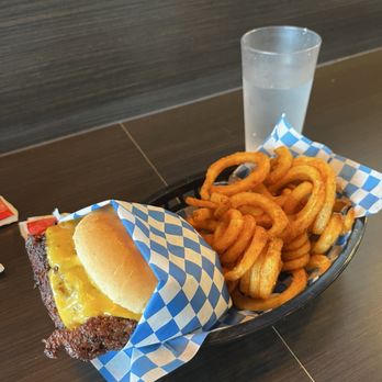 Wolf's Head Burger - Burgers Near Me - Portland, Oregon