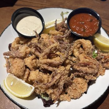 Tommy's Tavern and Tap - Fried calamari - American Near Me - Sea Bright, New Jersey Tommy's Tavern and Tap - Fried calamari - American Near Me - Sea Bright, New Jersey