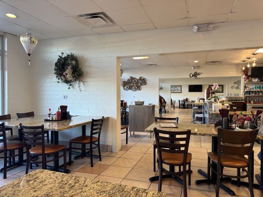 Da Vàng Restaurant by null