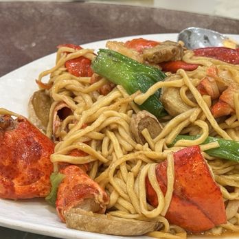 Pearl Bay Tea House - Lobster chow fun - Tea Rooms Near Me - San Leandro, California