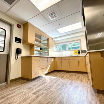 VCA Hanson Animal Hospital - Veterinarians Near Me - Hanson, Massachusetts VCA Hanson Animal Hospital - Veterinarians Near Me - Hanson, Massachusetts