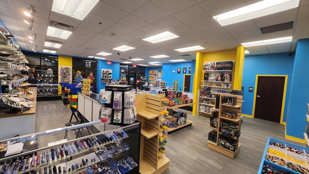 BRICKS & MINIFIGS Updated August 2024 2838 W Rawson Ave, Franklin