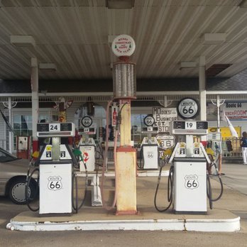 Totem Pole Trading Post - Gift Shops Near Me - Rolla, Missouri