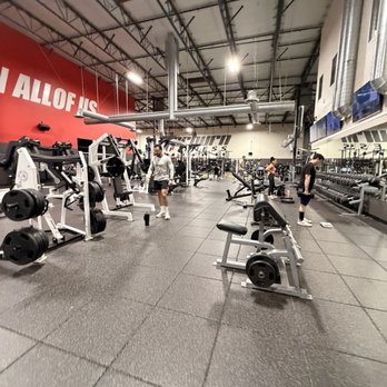 Afterburn Athletic Club - Gyms Near Me - Valencia, California Afterburn Athletic Club - Gyms Near Me - Valencia, California