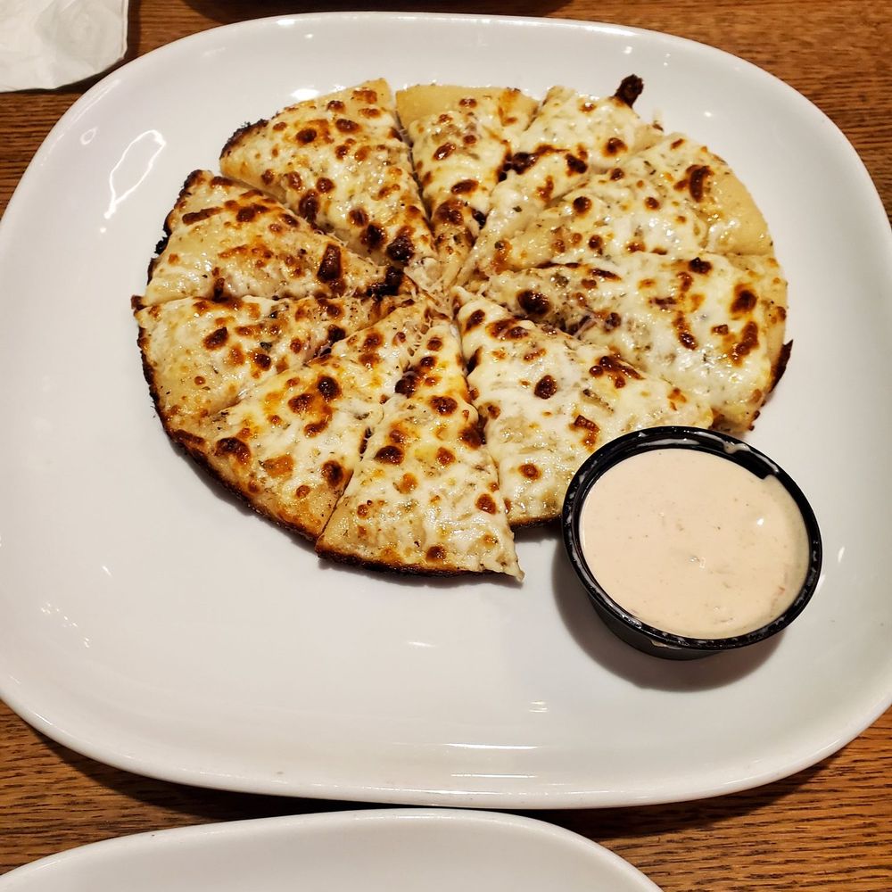 Boston Pizza - Appetizer-Bandera Bread (cheese on dough) - Pizza Near Me - Regina, Saskatchewan Boston Pizza - Appetizer-Bandera Bread (cheese on dough) - Pizza Near Me - Regina, Saskatchewan
