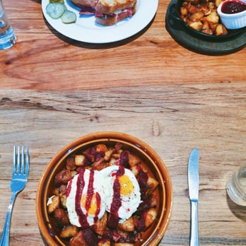 Dai Due - Top: Pastrami sandwich with a side of home fries. Bottom: smoked meat hash. - Butcher Near Me - Austin, Texas Dai Due - Top: Pastrami sandwich with a side of home fries. Bottom: smoked meat hash. - Butcher Near Me - Austin, Texas