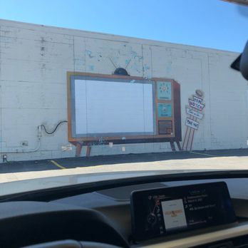 Top Notch - Somethings wrong with this tv!!! - Fast Food Near Me - Austin, Texas Top Notch - Somethings wrong with this tv!!! - Fast Food Near Me - Austin, Texas