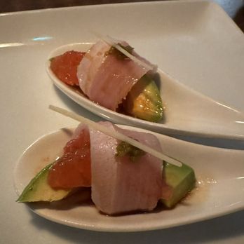 Hai Noon - Grapefruit avocado sashimi bites - Japanese Near Me - Scottsdale, Arizona Hai Noon - Grapefruit avocado sashimi bites - Japanese Near Me - Scottsdale, Arizona