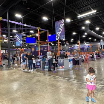 Altitude Trampoline Park - Trampoline Parks Near Me - Bayamón, Puerto Rico