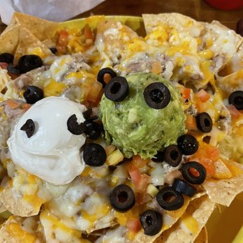Casa De Suenos - Nachos with Chicken - Mexican Near Me - Tularosa, New Mexico