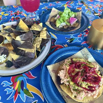 Nixta Taqueria - Delicious fresh chips, salsa & beans, their prickly pear sake cocktail, duck carnitas taco & salmon special! - Mexican Near Me - Austin, Texas Nixta Taqueria - Delicious fresh chips, salsa & beans, their prickly pear sake cocktail, duck carnitas taco & salmon special! - Mexican Near Me - Austin, Texas