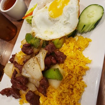 Pho Countryside - Com bo luc lac (egg fried rice with vietnamese shaking beef) - Vietnamese Near Me - Quincy, Massachusetts Pho Countryside - Com bo luc lac (egg fried rice with vietnamese shaking beef) - Vietnamese Near Me - Quincy, Massachusetts