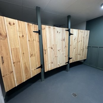 Shady Oaks Camping Resort - Three clean toilet stalls are available. - Campgrounds Near Me - Plattsburgh, New York Shady Oaks Camping Resort - Three clean toilet stalls are available. - Campgrounds Near Me - Plattsburgh, New York