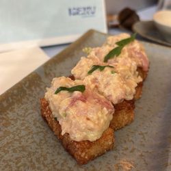 Yoso Sushi - Yellowtail crispy rice