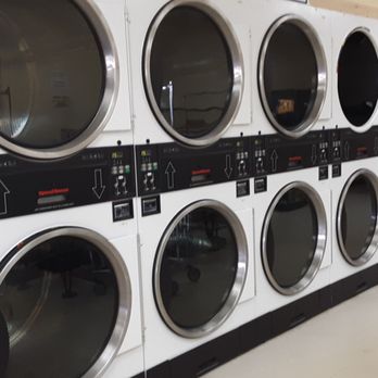 Anne's Webster Laundromat - Triple dryers 50 lb. $0.25 4 undetermined amount of minutes. - Laundromat Near Me - Webster, New York