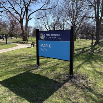 Maple Park - Signage - Playgrounds Near Me - Oak Park, Illinois