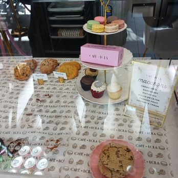 Cafe Lola - Cafes Near Me - Las Vegas, Nevada