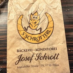 Josef Schrott - Cute bag