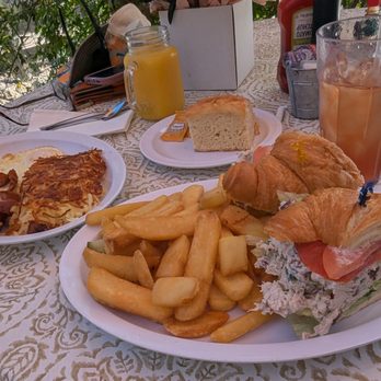 Janet's Montana Cafe - American Near Me - Alpine, California Janet's Montana Cafe - American Near Me - Alpine, California