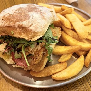 Ronny’s Bistro - Crispy Chicken Pesto Melt - Breakfast & Brunch Near Me - Maple Ridge, British Columbia Ronny’s Bistro - Crispy Chicken Pesto Melt - Breakfast & Brunch Near Me - Maple Ridge, British Columbia