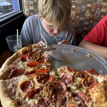 Mellow Mushroom Snellville - Pizza - Pizza Near Me - Snellville, Georgia