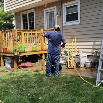 Gutters R Us - We clean any messes that occur - Gutter Services Near Me Gutters R Us - We clean any messes that occur - Gutter Services Near Me