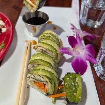The Grain Cafe - Dragon Roll - Vegan Near Me - Long Beach, California The Grain Cafe - Dragon Roll - Vegan Near Me - Long Beach, California