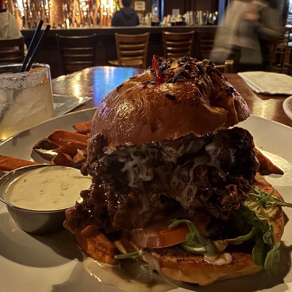 The Hoppy Monk - El Paso - Gochu Chickenwich - Gastropubs Near Me - El Paso, Texas The Hoppy Monk - El Paso - Gochu Chickenwich - Gastropubs Near Me - El Paso, Texas