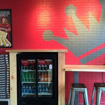 Toppers Pizza - Waiting Area - Chicken Wings Near Me - Mission, Kansas Toppers Pizza - Waiting Area - Chicken Wings Near Me - Mission, Kansas