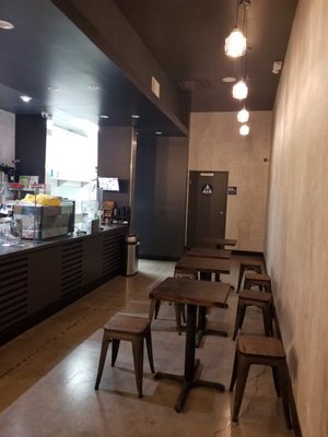 Standing Egg by null