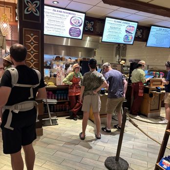 Capt. Cook's - Inside - American Near Me - Lake Buena Vista, Florida