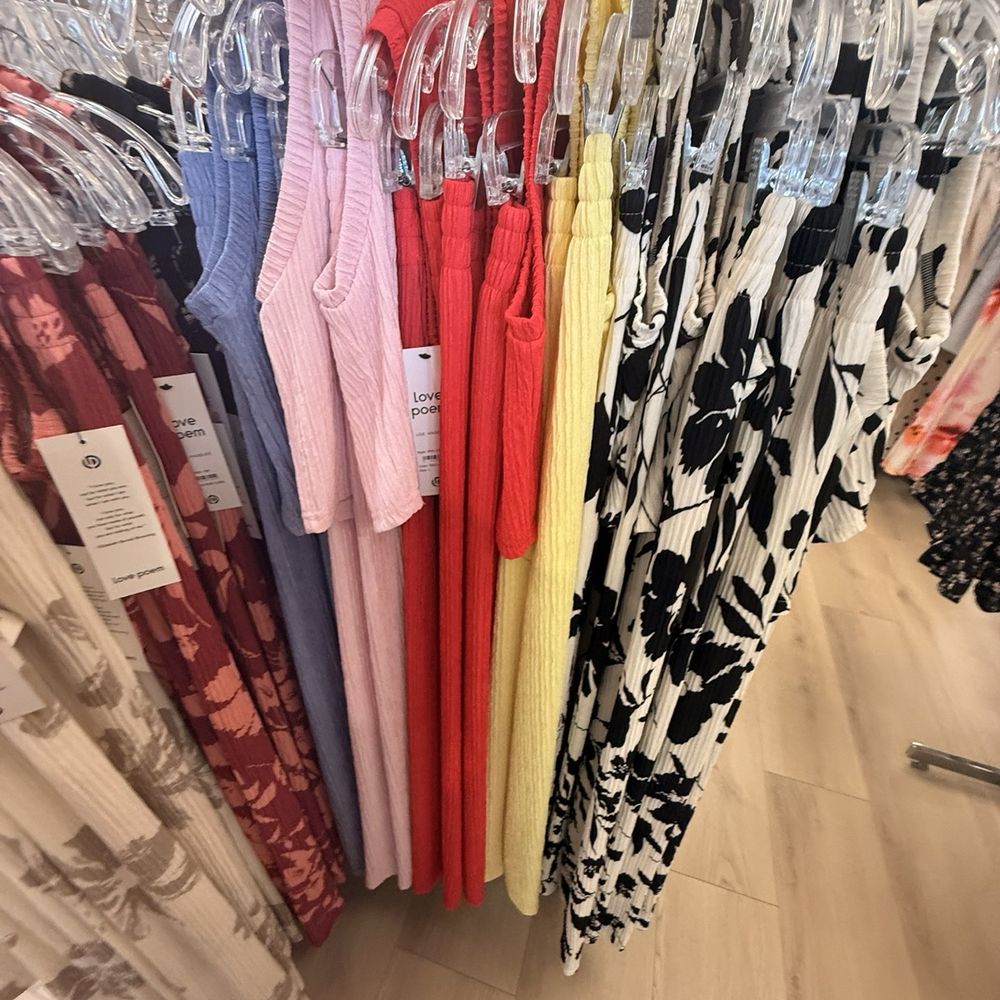 Fashion Young - Two piece prints - Women's Clothing Near Me - Westminster, California Fashion Young - Two piece prints - Women's Clothing Near Me - Westminster, California