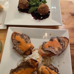 Filet Crostini