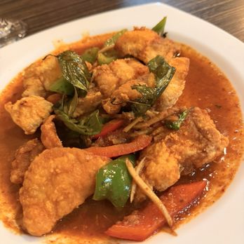 Eat Thai, Thai Eatery - Catfish curry - Thai Near Me - West Des Moines, Iowa Eat Thai, Thai Eatery - Catfish curry - Thai Near Me - West Des Moines, Iowa