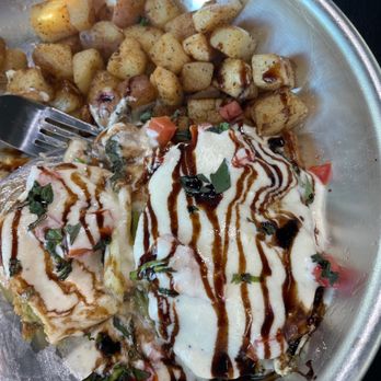 Thanks A Brunch - Gilbert - Cali Benedict - Burgers Near Me - Gilbert, Arizona Thanks A Brunch - Gilbert - Cali Benedict - Burgers Near Me - Gilbert, Arizona