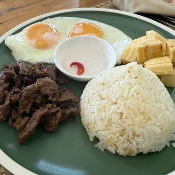 Aplaya - Tapsilog - Bars Near Me - Boracay, AKL
