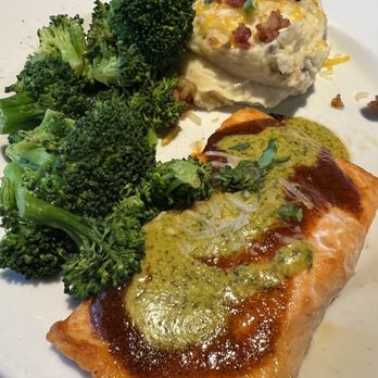 Chili's - Ancho Salmon - American Near Me - Oceanside, California