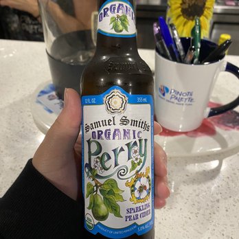 Pinot's Palette - Pear Cider $6 - Paint & Sip Near Me - Brea, California