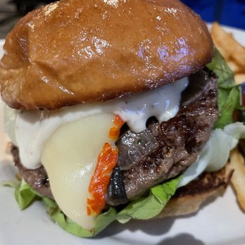 Morrison - Burbank - Kobe beef burger - Gastropubs Near Me - Burbank, California Morrison - Burbank - Kobe beef burger - Gastropubs Near Me - Burbank, California