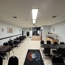 Jonesy’s Bar & Grill - Family Dining Room