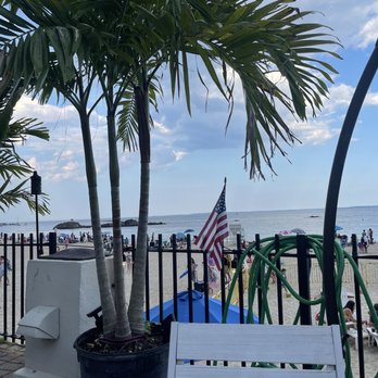The Barley Beach House - Pretzels Near Me - Rye, New York