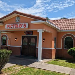 Petro's Pizza Restaurant