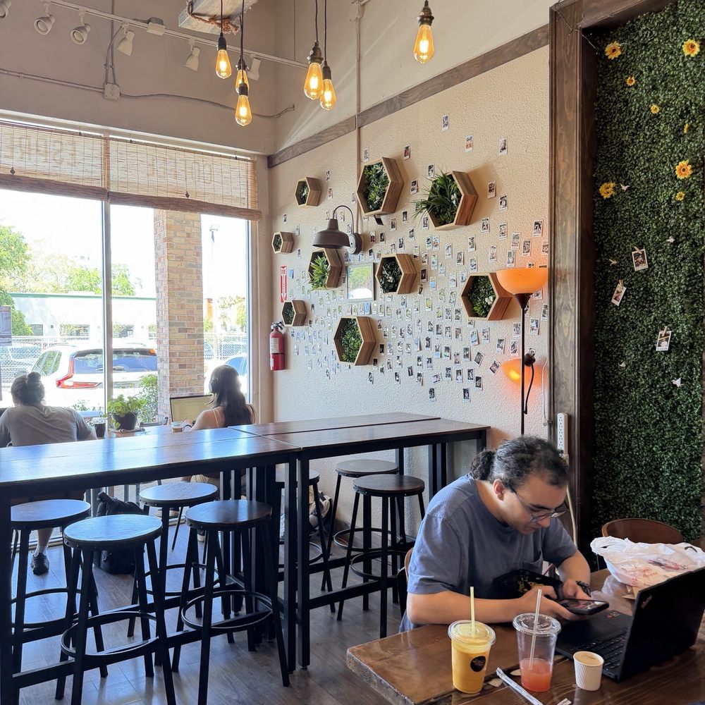 The Muddy Root - Interior - Coffee & Tea Near Me - Orlando, Florida The Muddy Root - Interior - Coffee & Tea Near Me - Orlando, Florida
