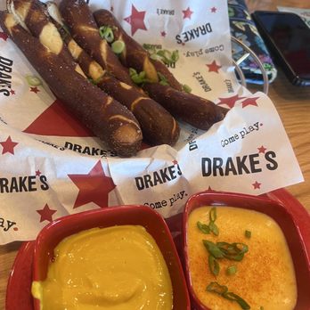 Drake's - Pretzels Sticks - Burgers Near Me - Clarksville, Tennessee Drake's - Pretzels Sticks - Burgers Near Me - Clarksville, Tennessee